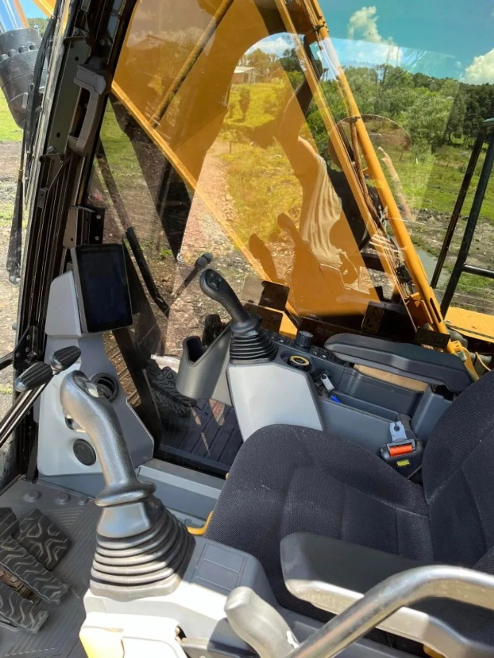 Escavadeira hidráulica Caterpillar 320 Gc ano 2022  - Foto 4