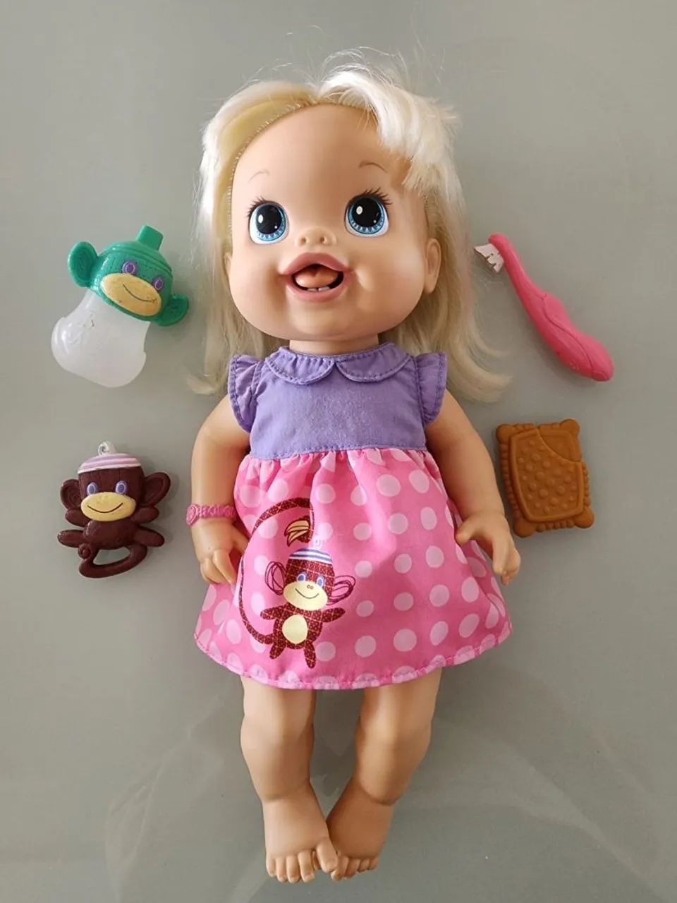 Boneca Alive meus primeiros dentinhos 