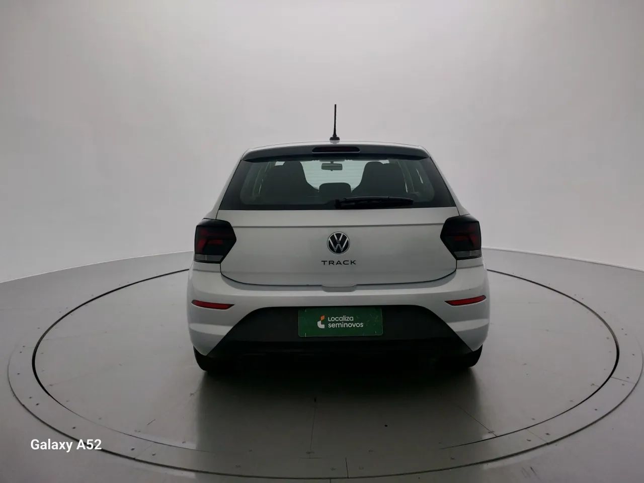 Volkswagen Polo Track 1.0 Flex 12V 5p, foto 4 de 18