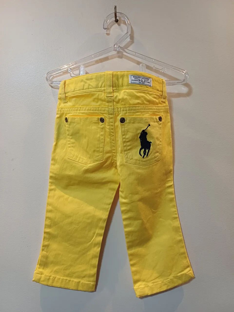 Calça bebê Polo Ralph Lauren original semi-nova amarela, tam.2. - Foto 3