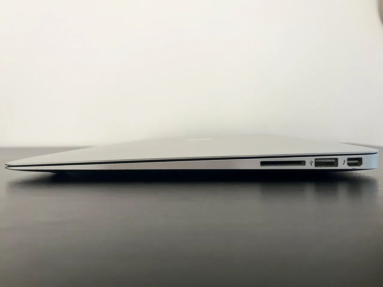 Mac Book Air 2014 8GB ram 250 SSD processador intel core i5 dual-core - Foto 4