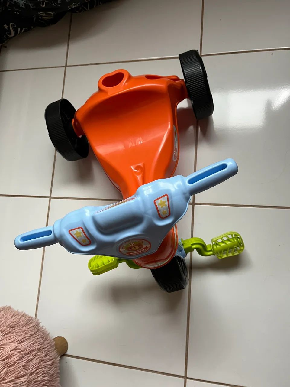 Triciclo infantil 