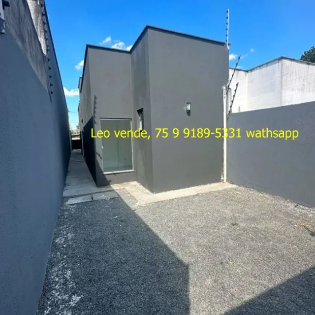 Leo vende, Santa Monica 2, com 2\4 uma suíte, perto da Noide 