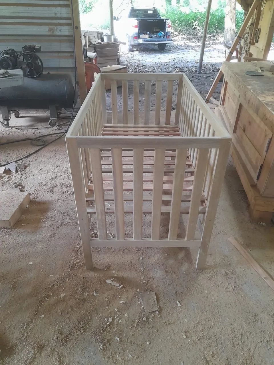 Berço em madeira de lei angelin  - Foto 3