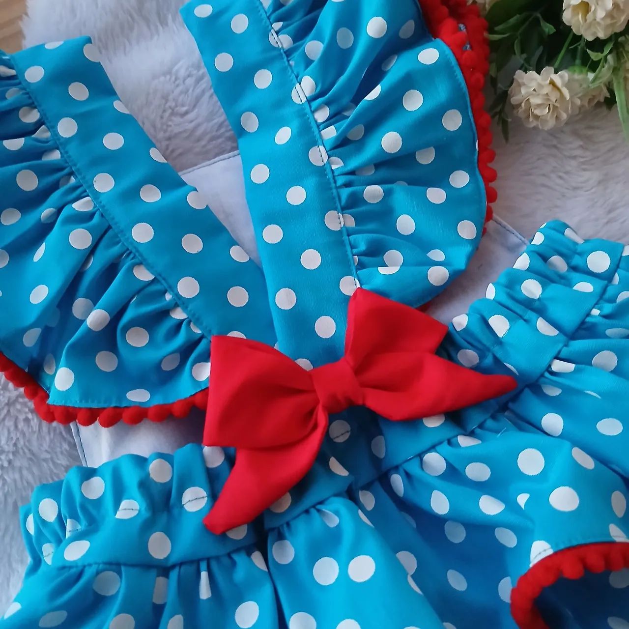 Romper Galinha Pintadinha - Azul com vermelho  - Foto 3