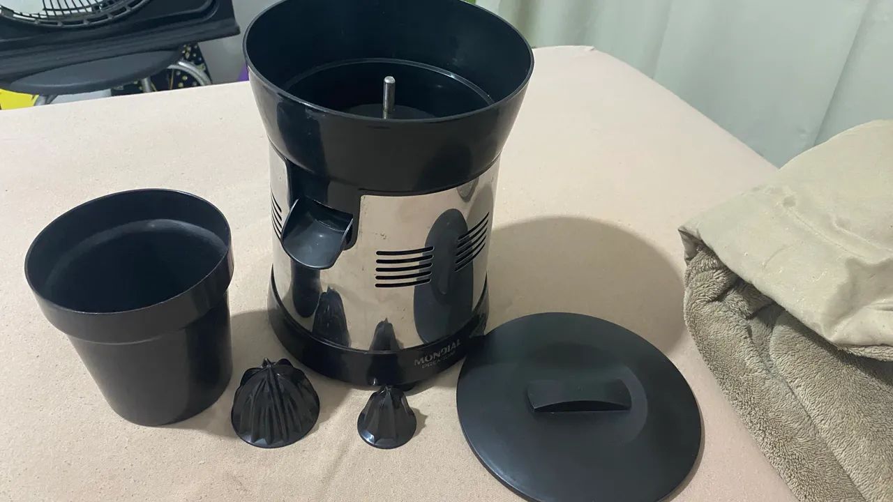 Espremedor de frutas mondial - Foto 2