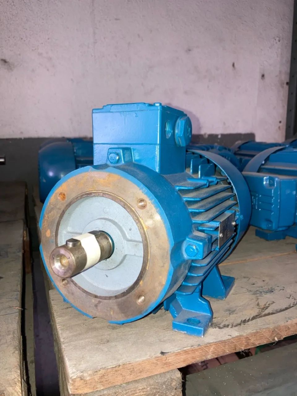 Motor Elétrico Siemens 3 Cv Flange C-din