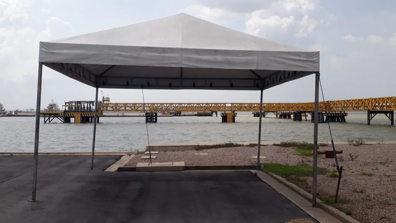 Vendo Tenda de 5x5m em ótimo estado. - Foto 2