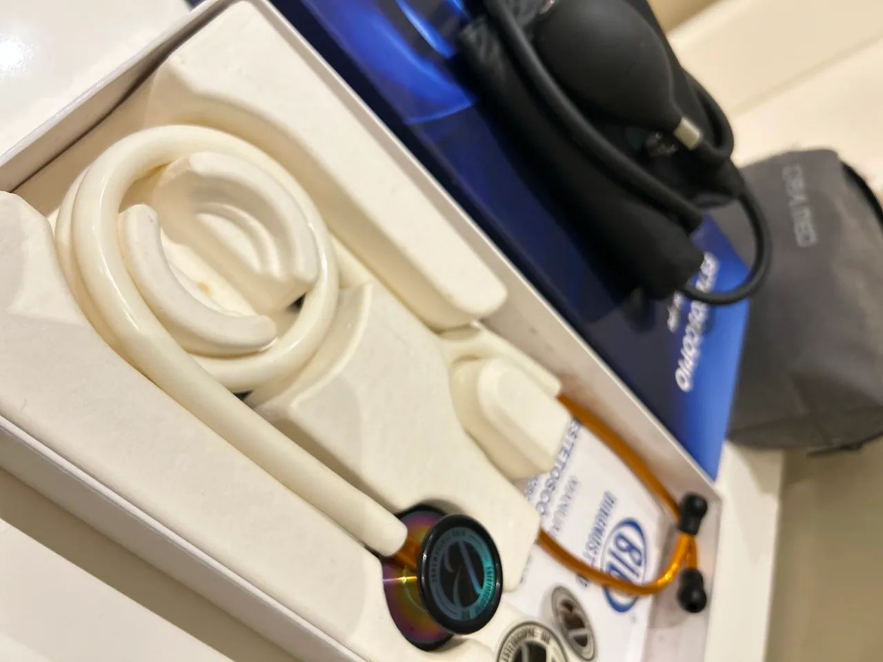 Kit Esfigmomanômetro e Estetoscópio Inox Duplo - Foto 5