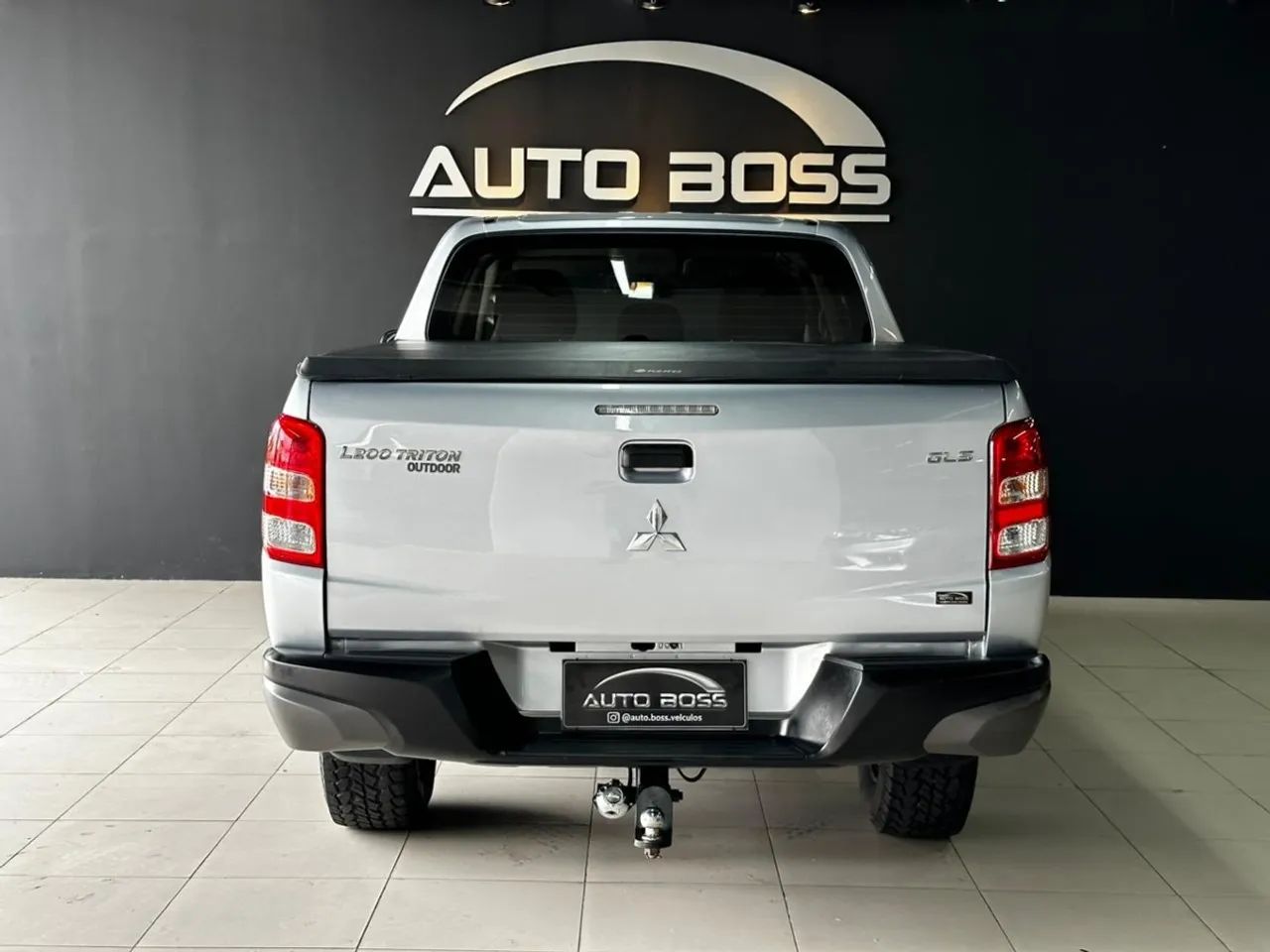 Mitsubishi L200 Triton Outdoor GLS 2.4 Turbo AT 4X4 - Foto 4