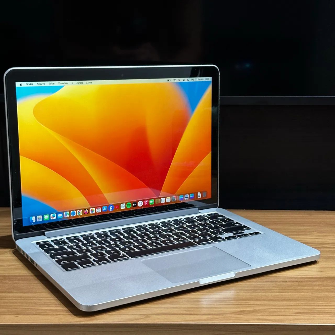 MacBook Pro Retina 2015 - i5 - 8GB RAM - SSD 256GB (Passo Cartão