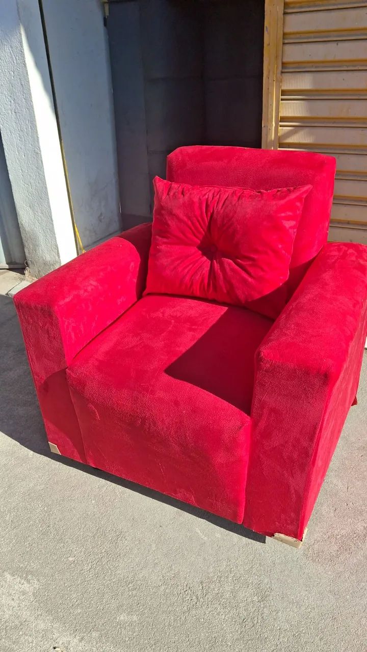 Poltrona decorativa cores a escolher  - Foto 2