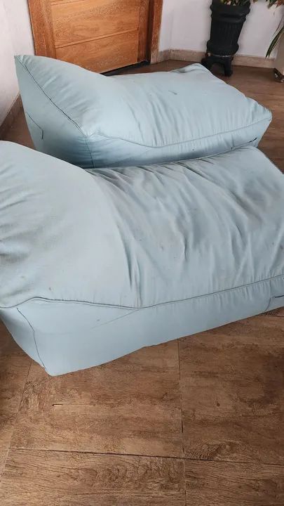 Puffs para área externa - azul claro