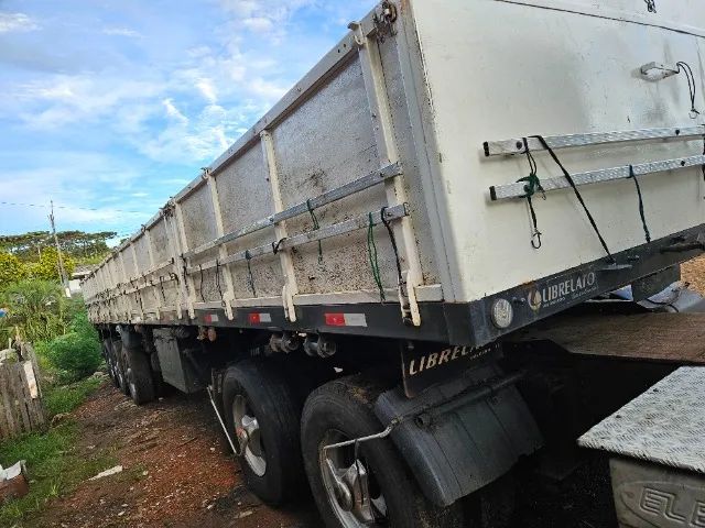 carreta 2011 com 12,5 metro de comprimento - Foto 2