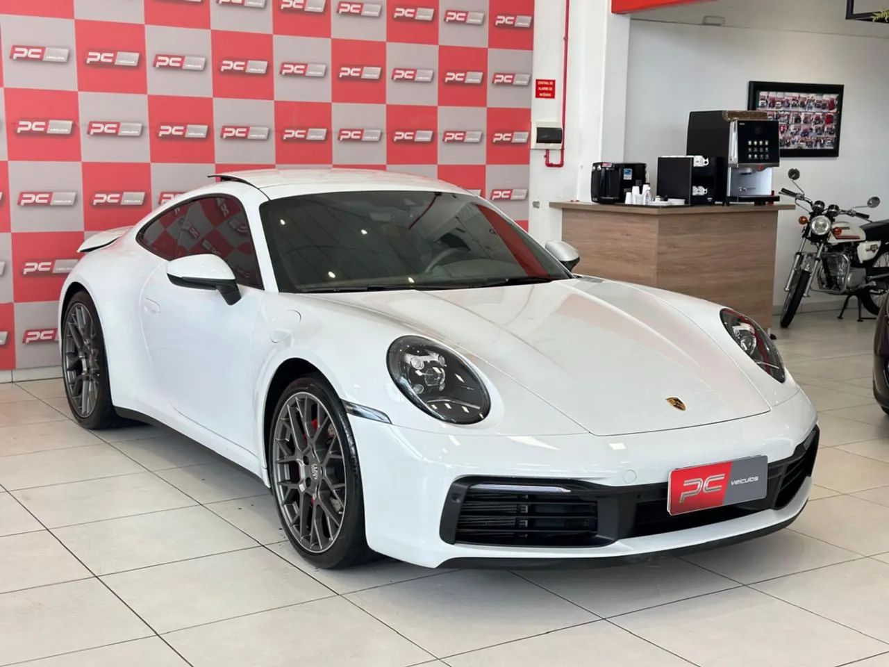 Porsche 911 Carrera S Coupe 3.0 (991/992) 2020 Gasolina - Foto 3