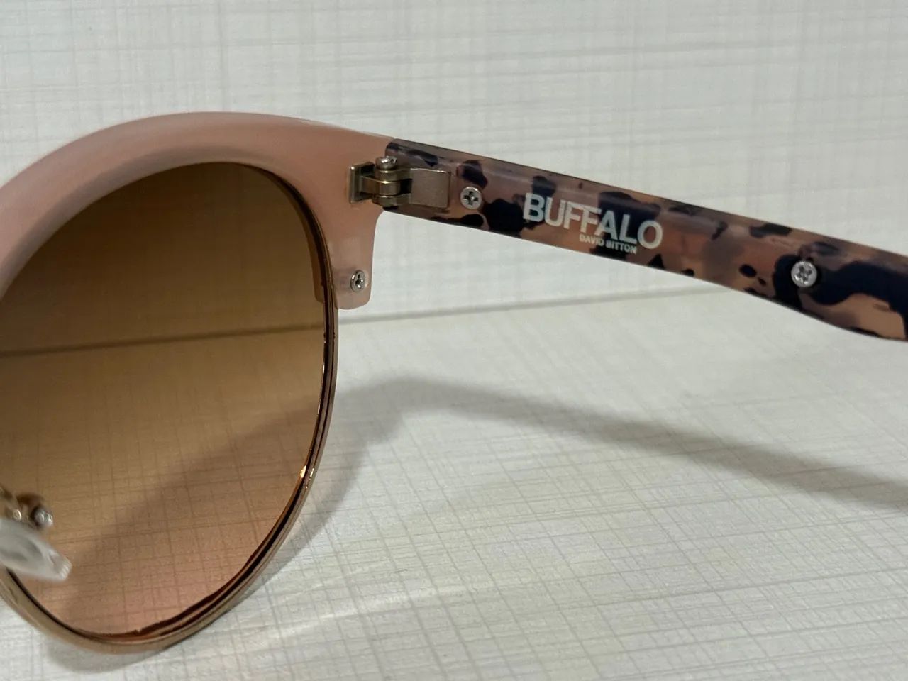 Óculos de Sol Feminino - Buffalo - Foto 4