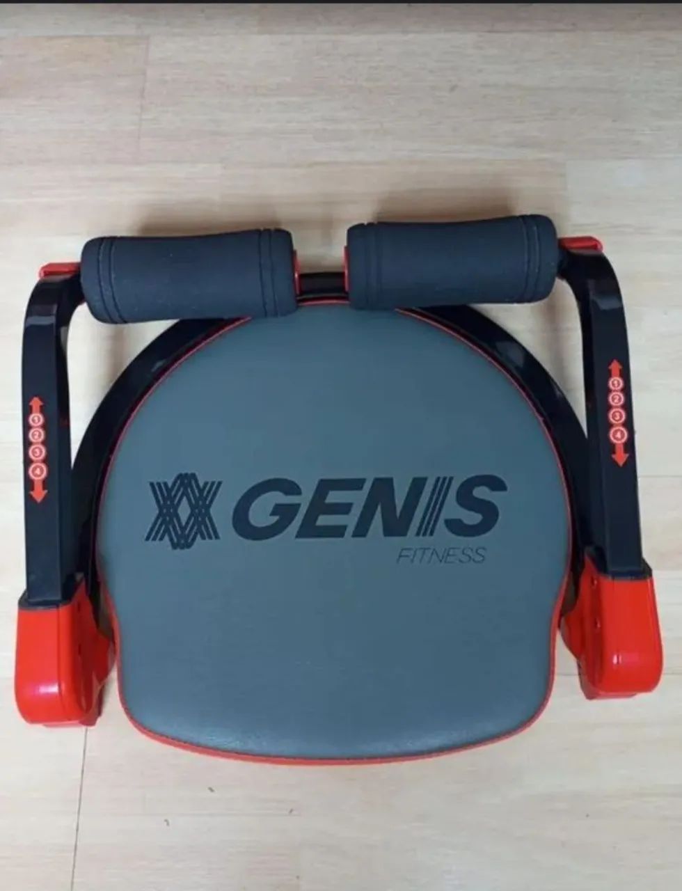 Aparelho de Abdominal Genius Fitness
