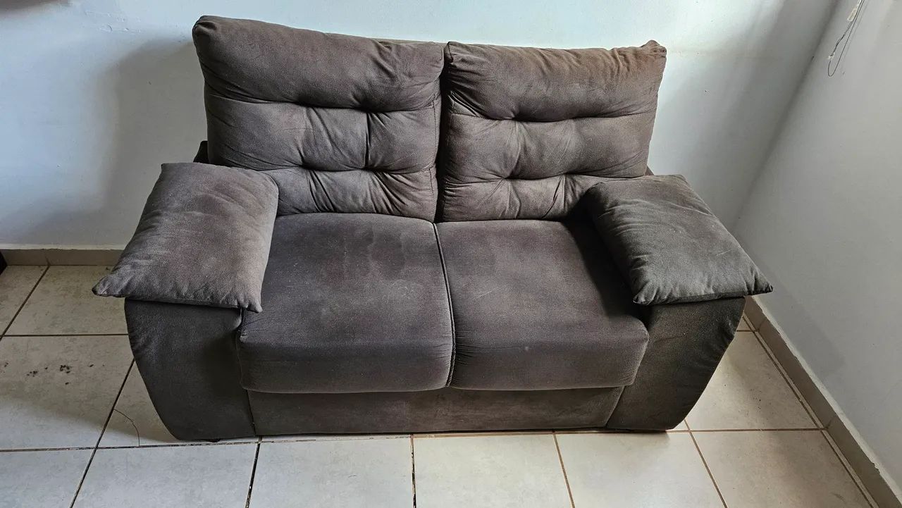 Sofá Luxemburgo 2 Lugares 1.52M Tecido Suede Café  - Foto 4