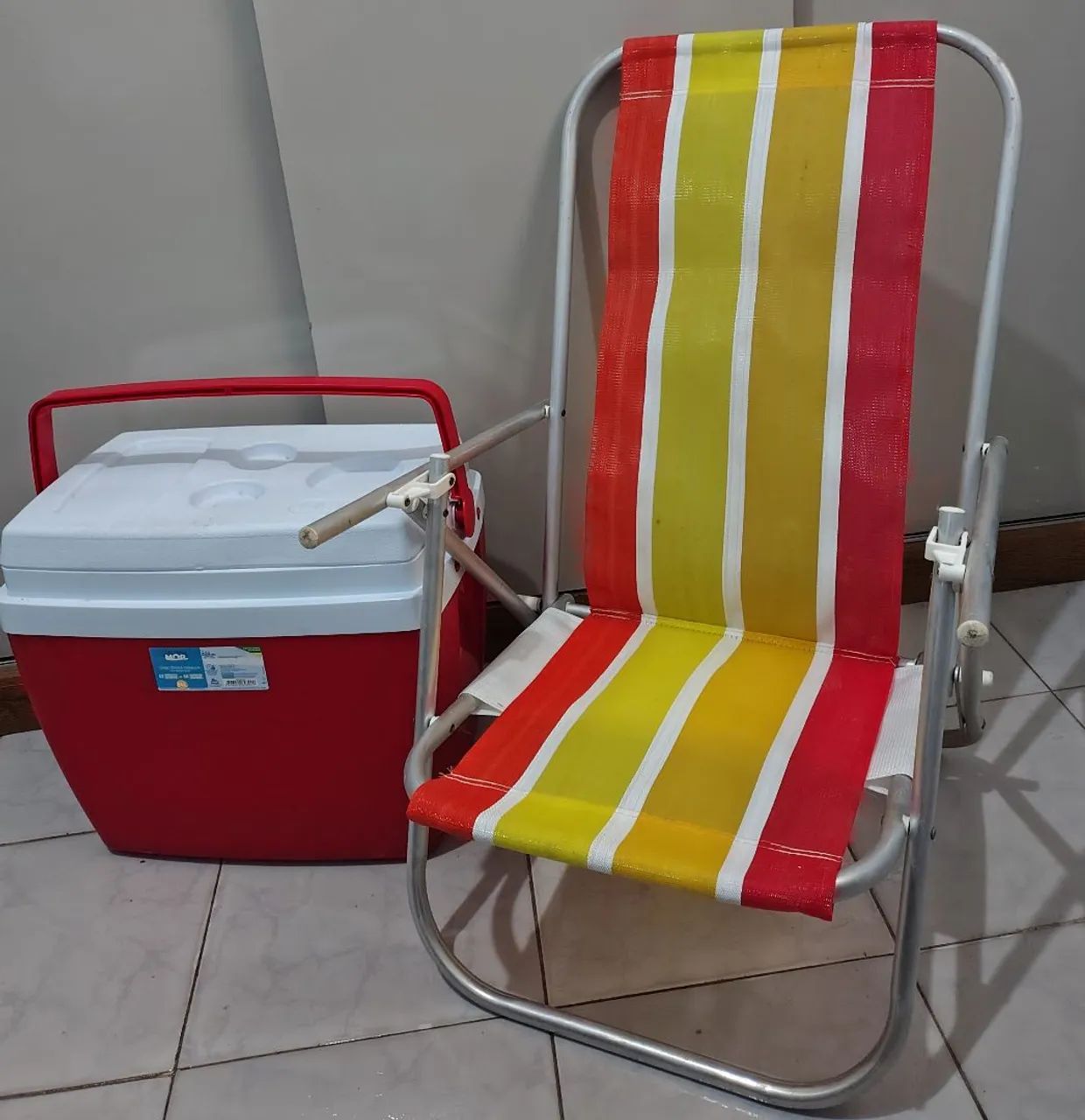 Cooler e cadeira de praia  - Foto 3