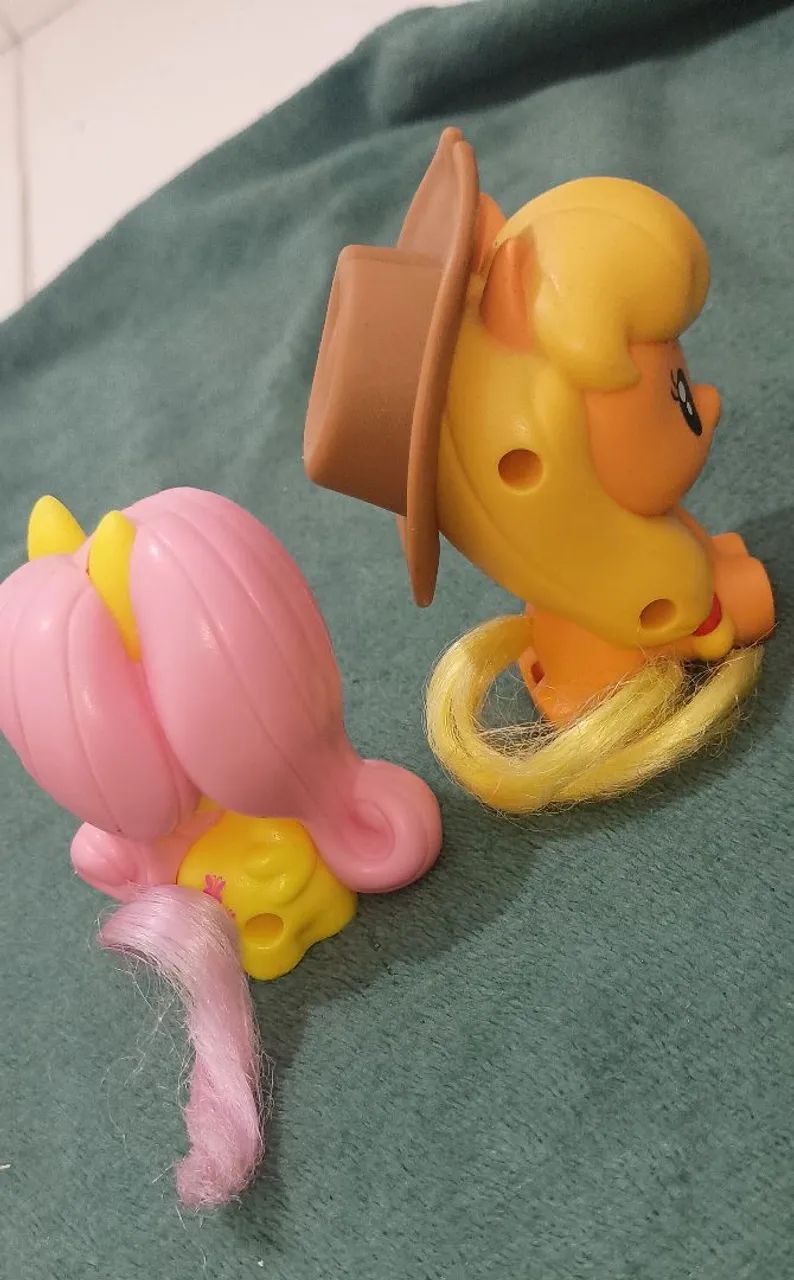 Apple Jack e Fluttershy Mc Donalds 2018 - Foto 3