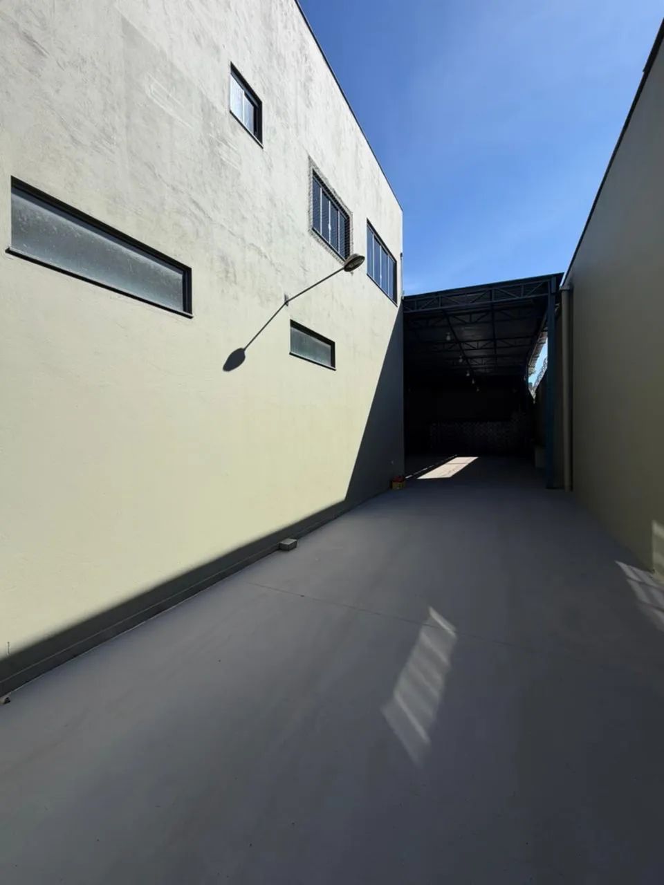 Galpão com apartamento amplo em Luziânia-go - Foto 2
