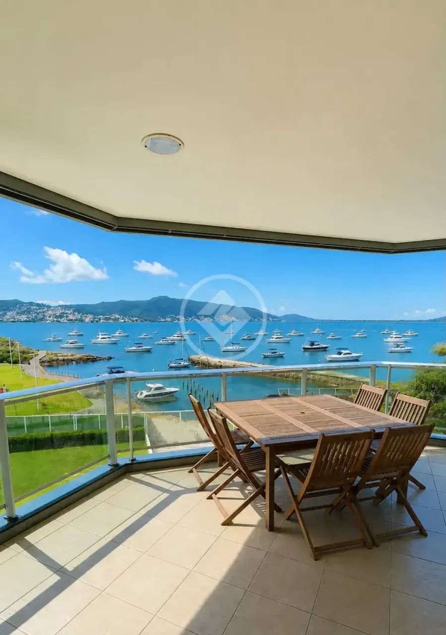 Imóvel de 300 metros quadrados, com 4 suites em Coqueiros - Florianópolis - SC - Foto 3