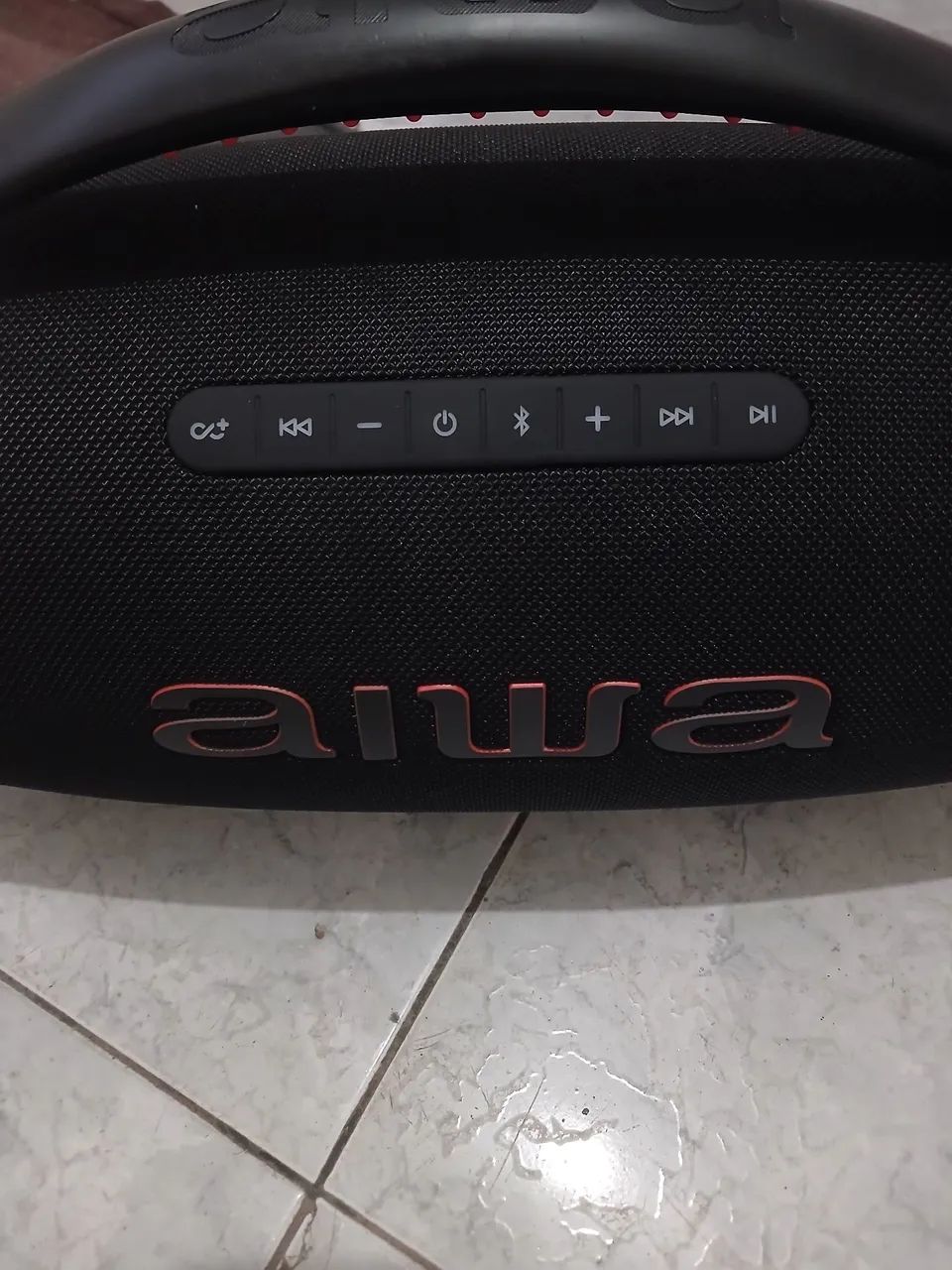 Som AIWA