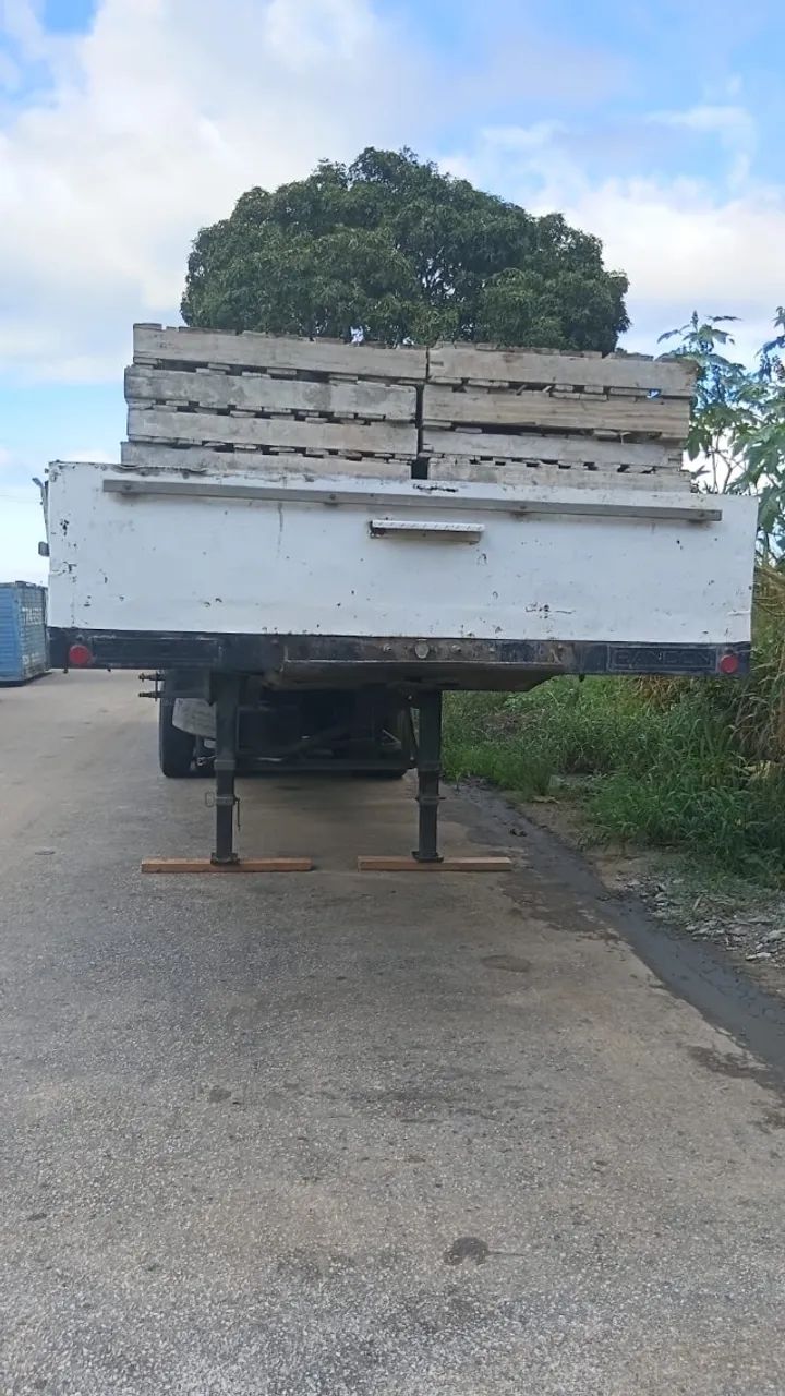 Vendo Graneleira  3 eixos Roda a Disco - Foto 2