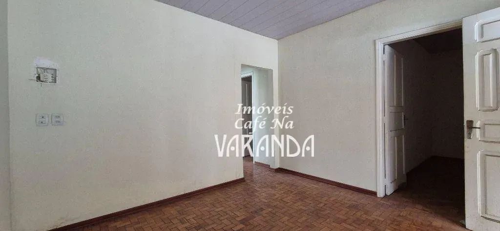 DUAS CASAS ISOLADAS....MESMO QUINTAL! - Foto 5
