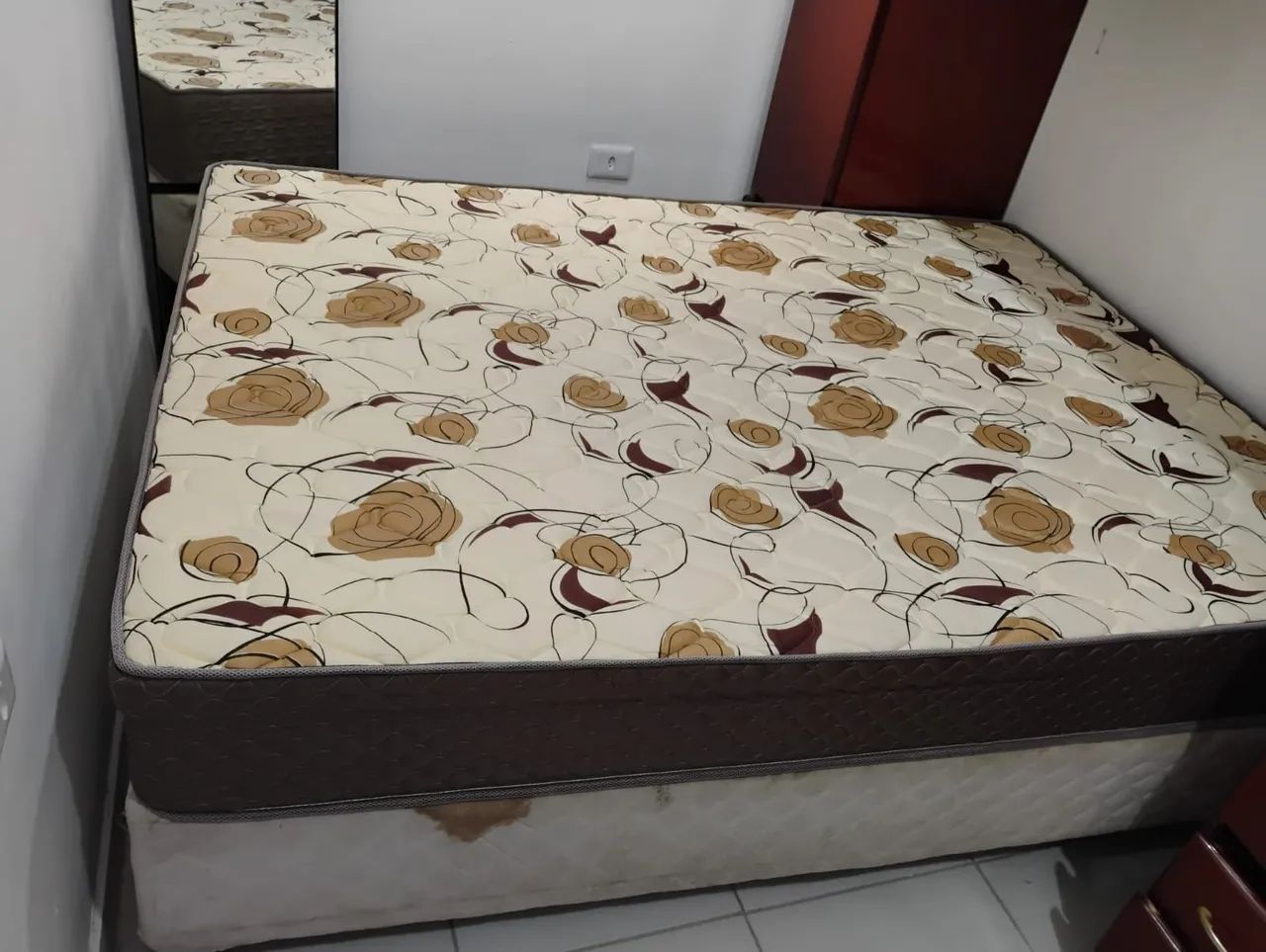 Cama com colchão  - Foto 2