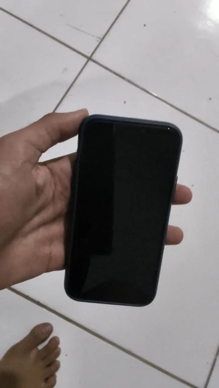 Vendo iPhone 11 Pro  - Foto 2