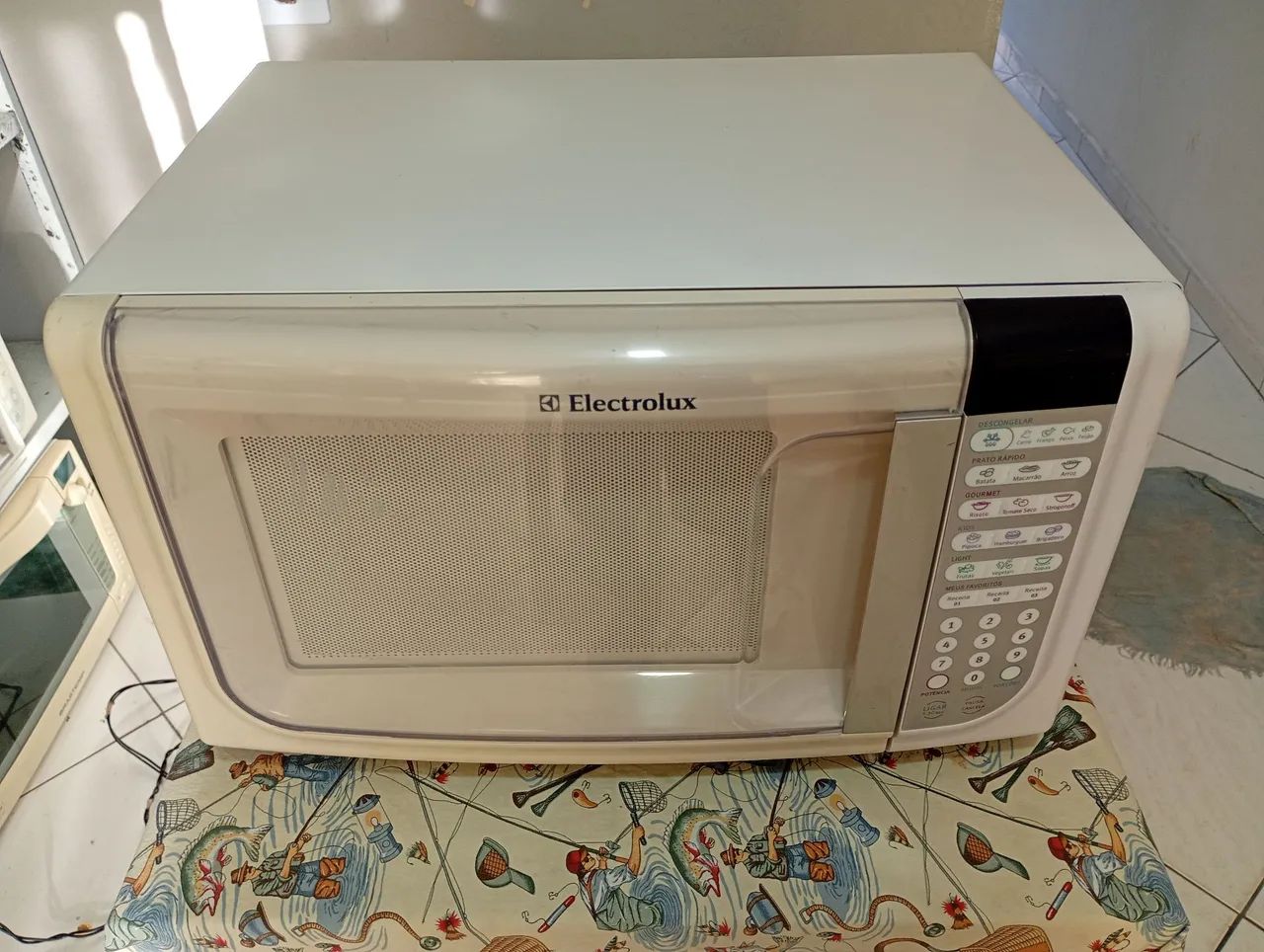 Microondas Electrolux MEF41 31 Litros 127 Volts 