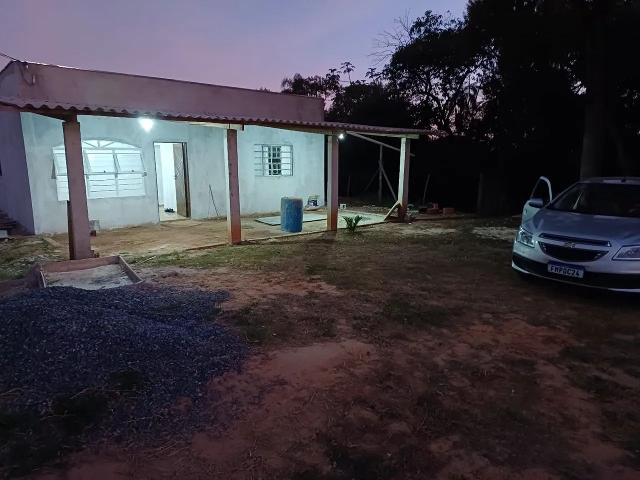 Vendo ou troca  si casas na cidade 