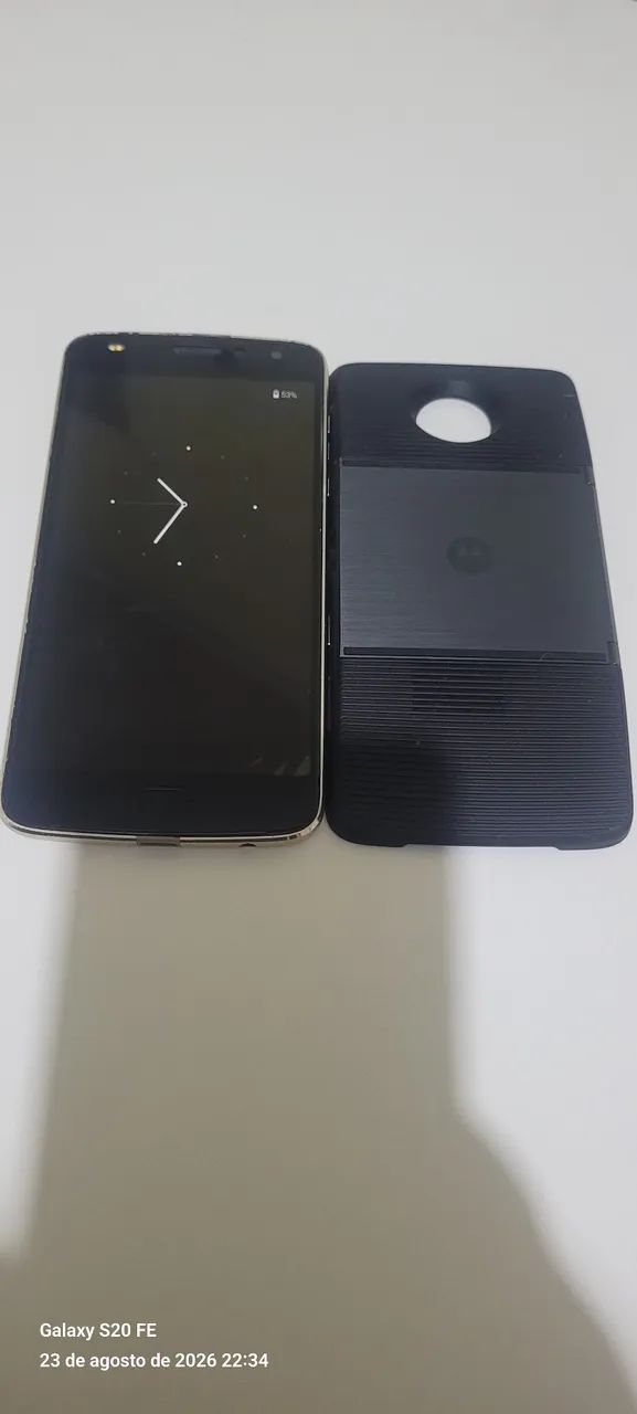 Relíquia Moto z2 play com PROJETOR  - Foto 2
