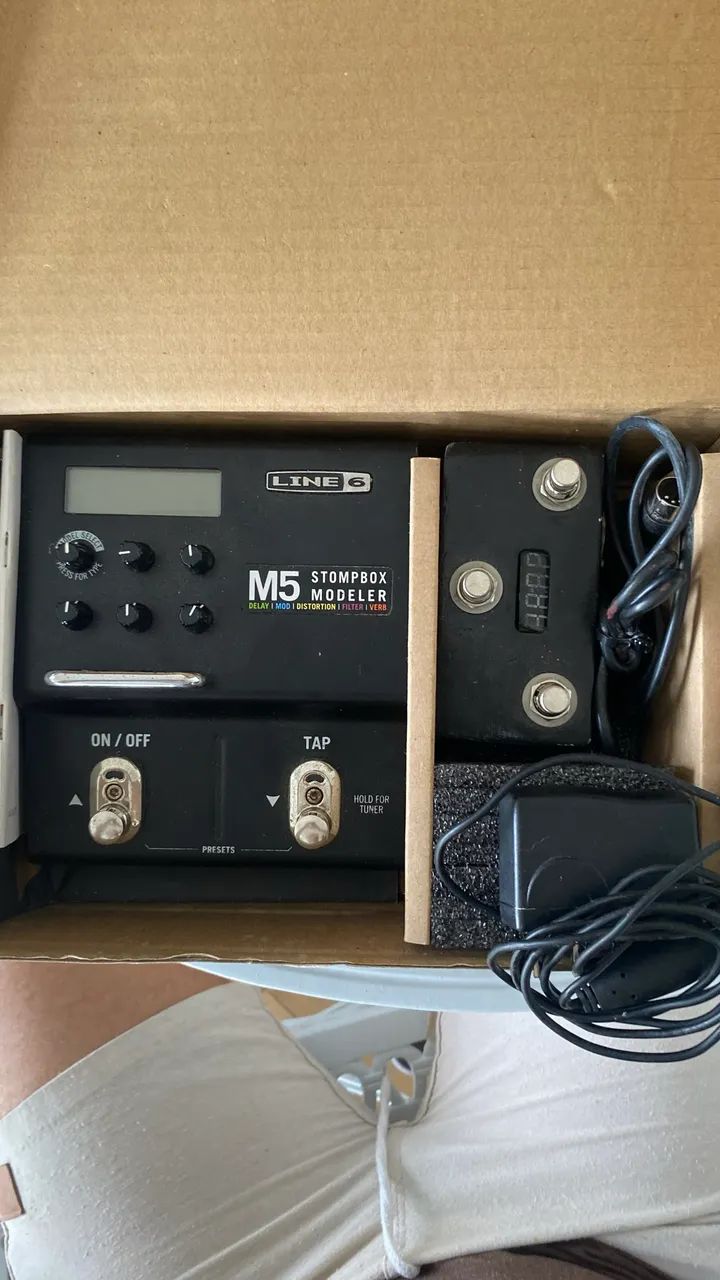Pedal M5 Line 6 + Midi - Foto 2