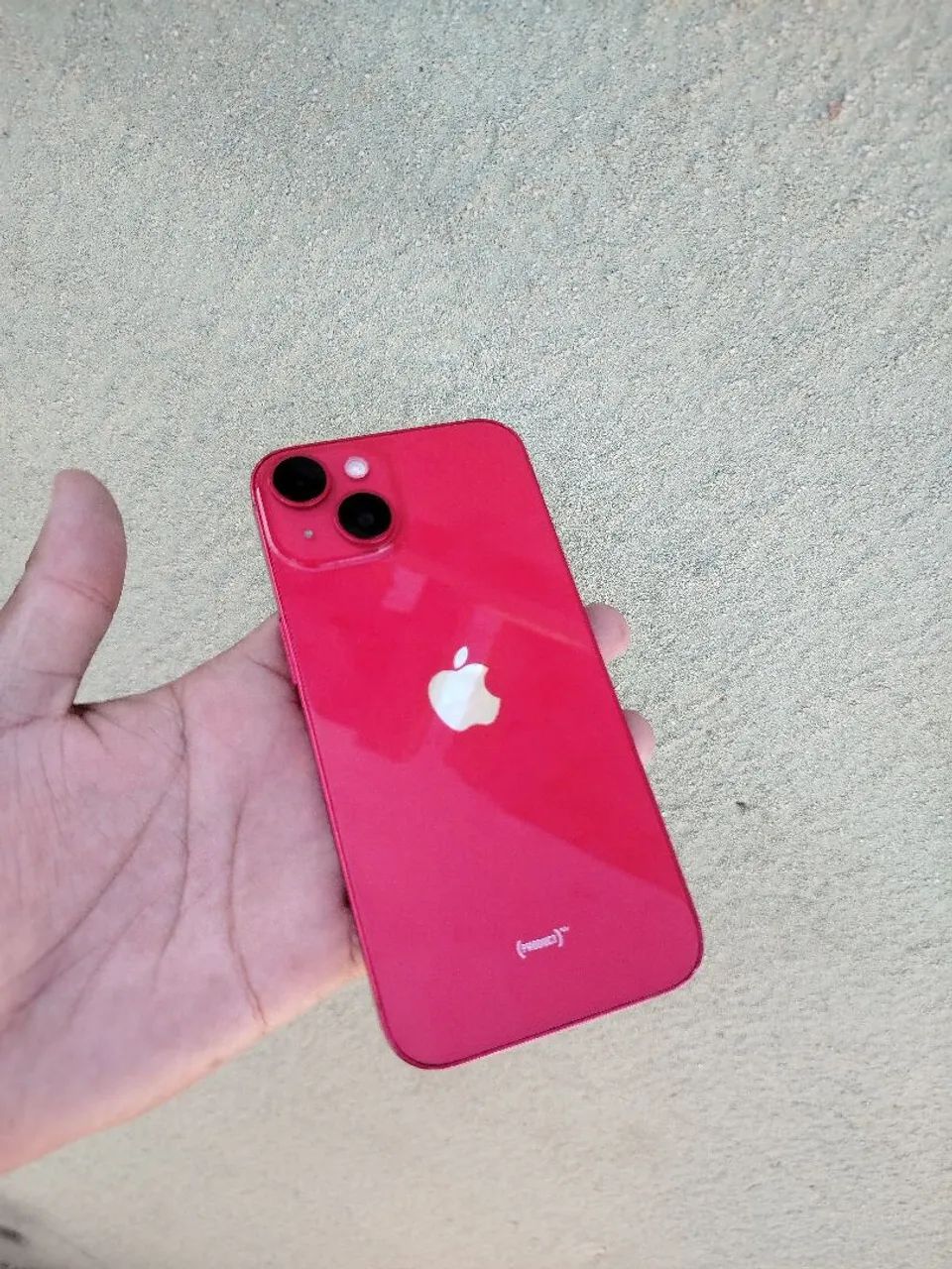 iPhone 14 red 128 gb , celular tudo original funcionando perfeitamente 