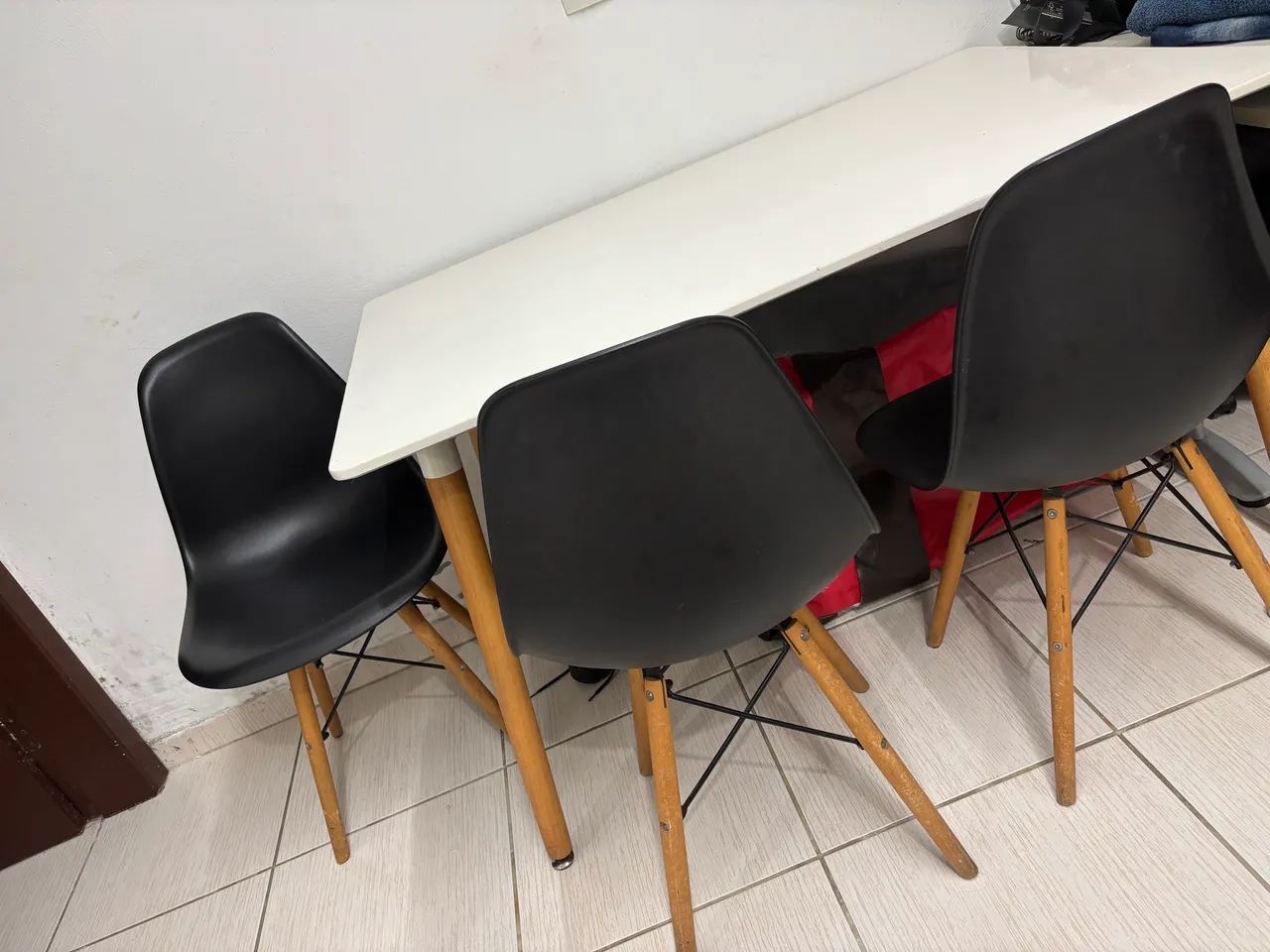 Mesa com 4 cadeiras  - Foto 4