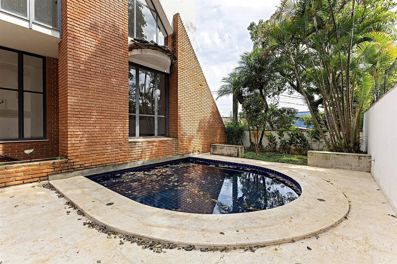 Casa com piscina na Vila Madalena