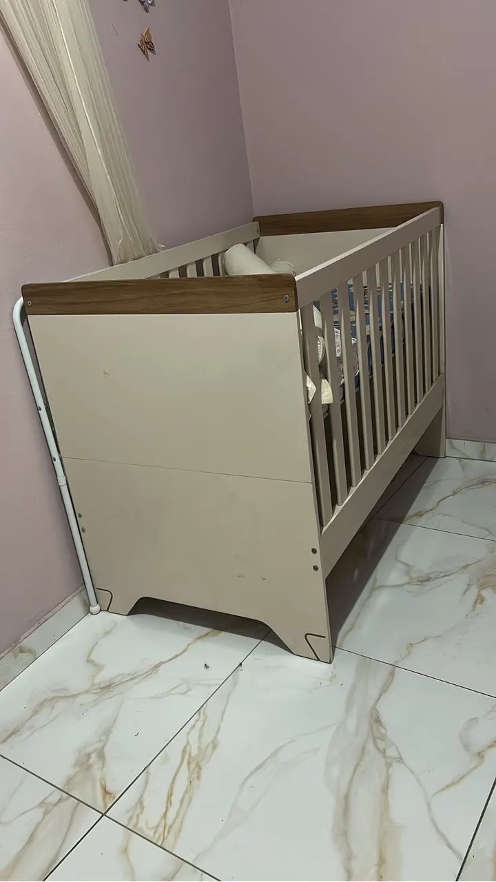 Berço amadeirado com bege - Foto 2