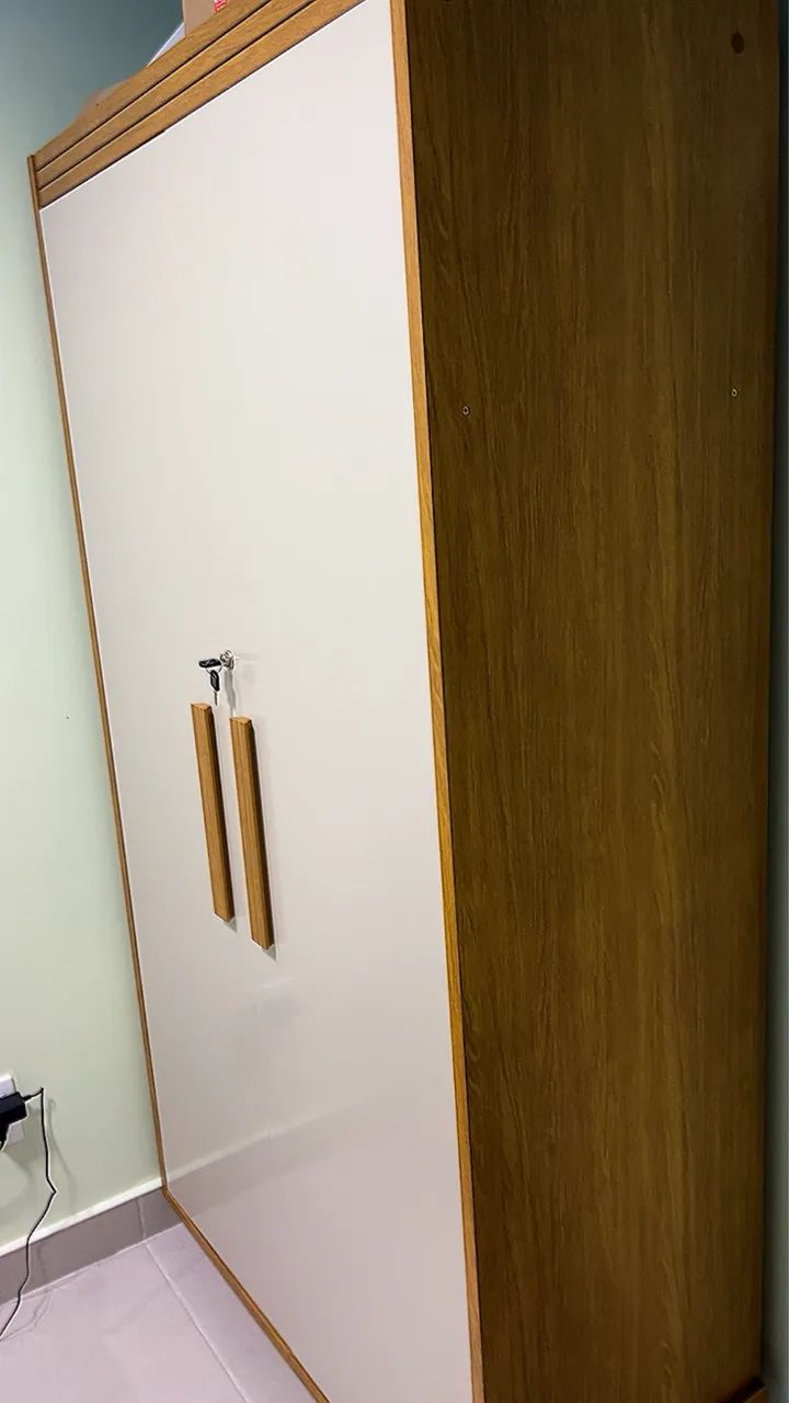 Armário escritório 2 portas com chave 