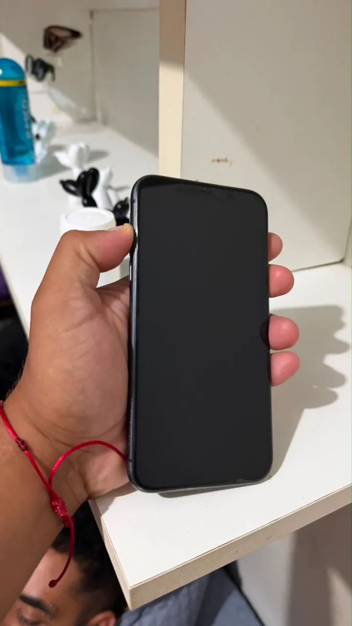 VENDO IPHONE 11 64gb - Foto 2
