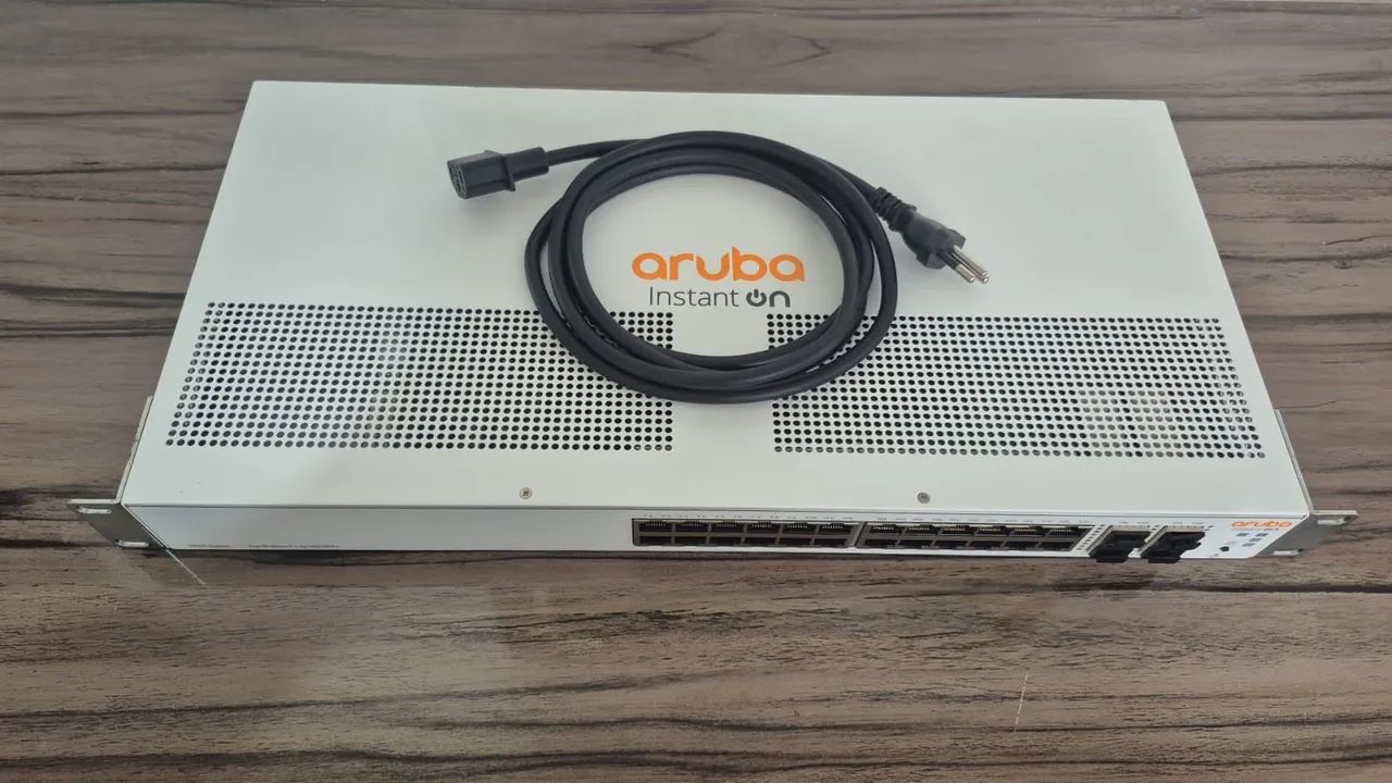 Switch Gerenciável HPE Aruba 1930 24G - Foto 3