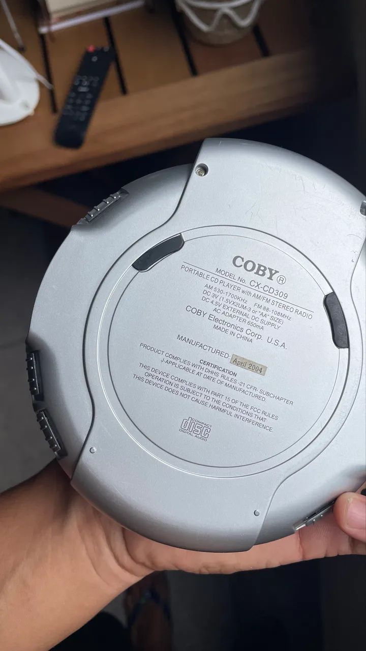 Discman da marca Coby (Relíquia de 2004) - Foto 2