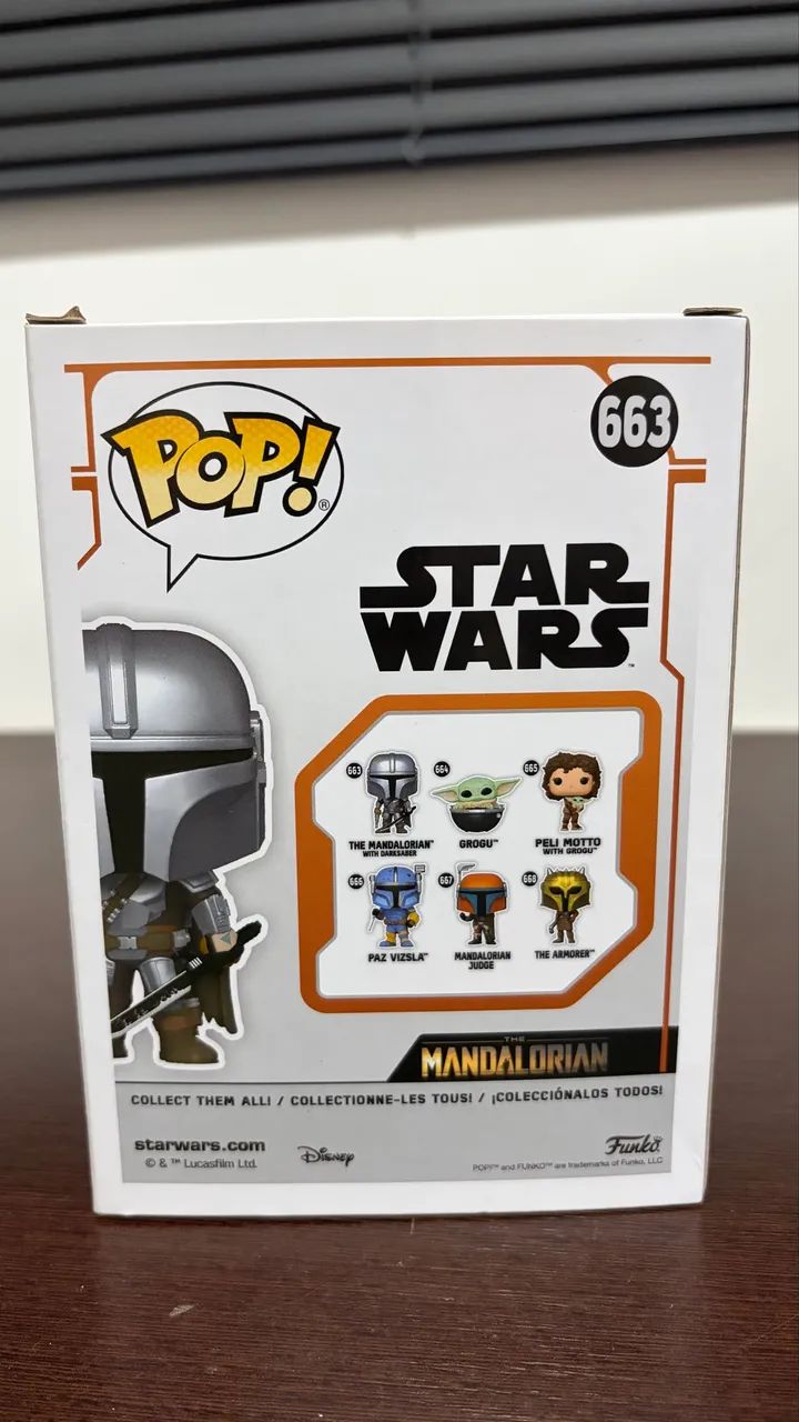 Funko pop The Mandalorian with Dark Saber 663 - Foto 2