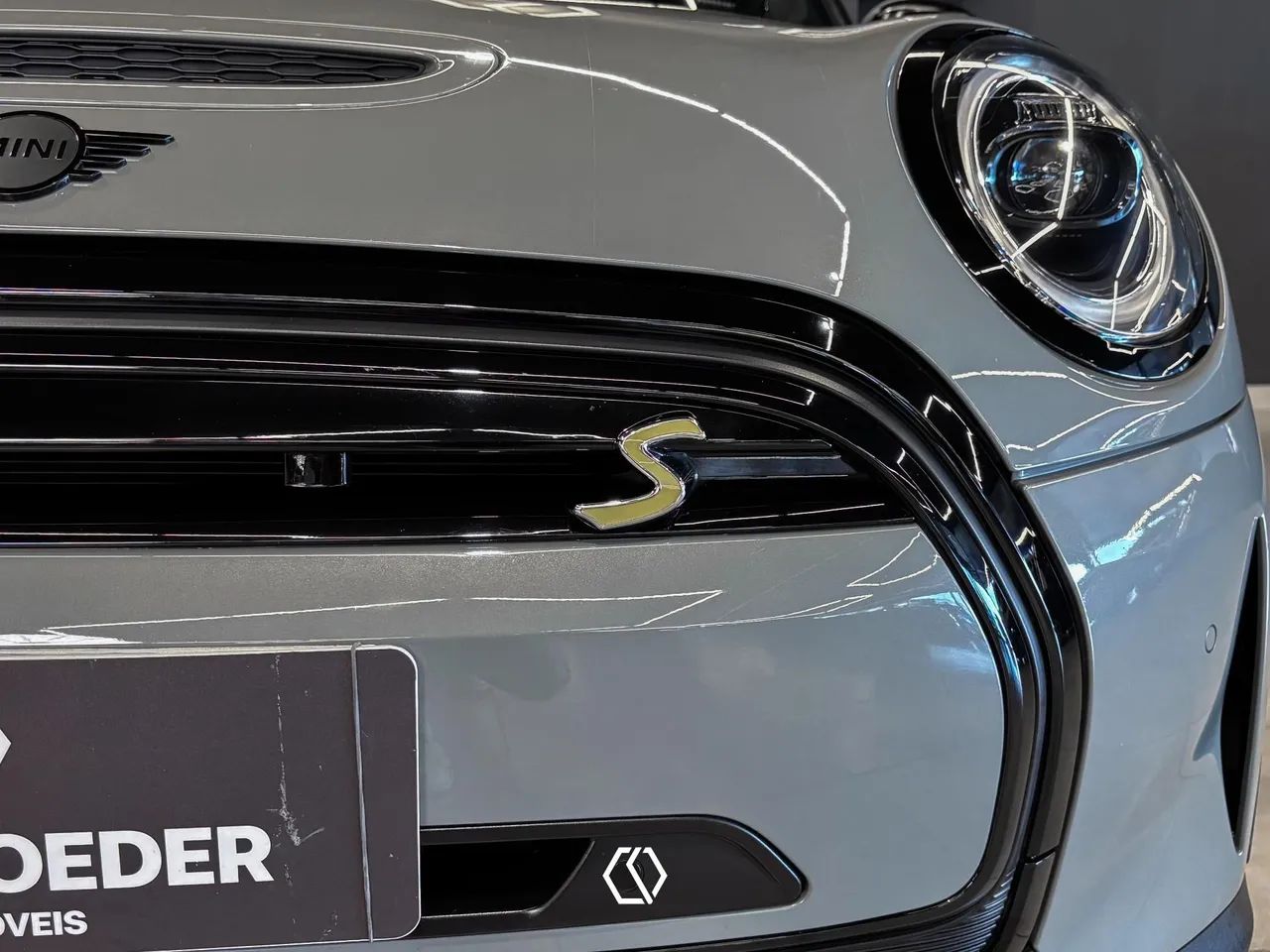 Mini Cooper SE Multitone Edit. 3P (elétrico) 2023 - Foto 4