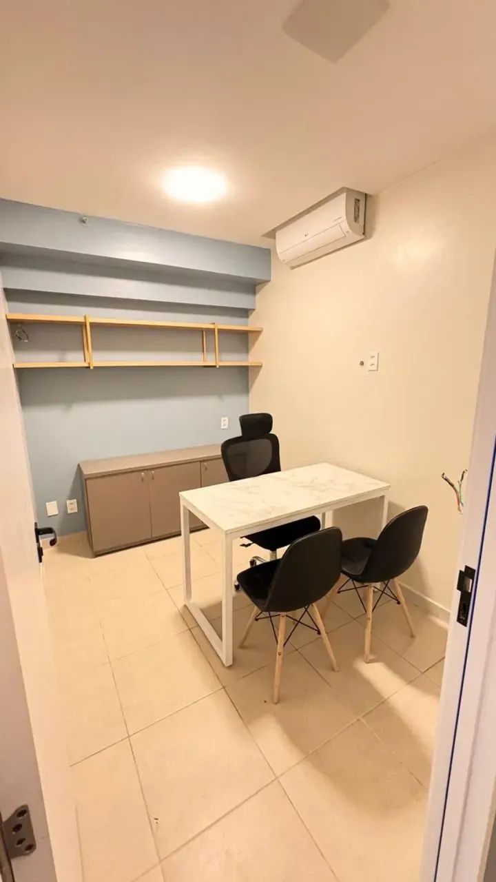 ALUGO SALA COMERCIAL NO PÁTIO JARDINS MOBILIADA ANDAR ALTO - Foto 4