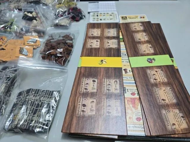 Caverna Jogo De Tabuleiro Galápagos Board Game Novo - Foto 3
