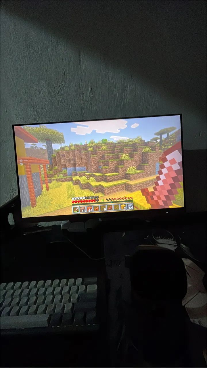 Monitor AOC Destiny 240hz  0.5 ms - Foto 5