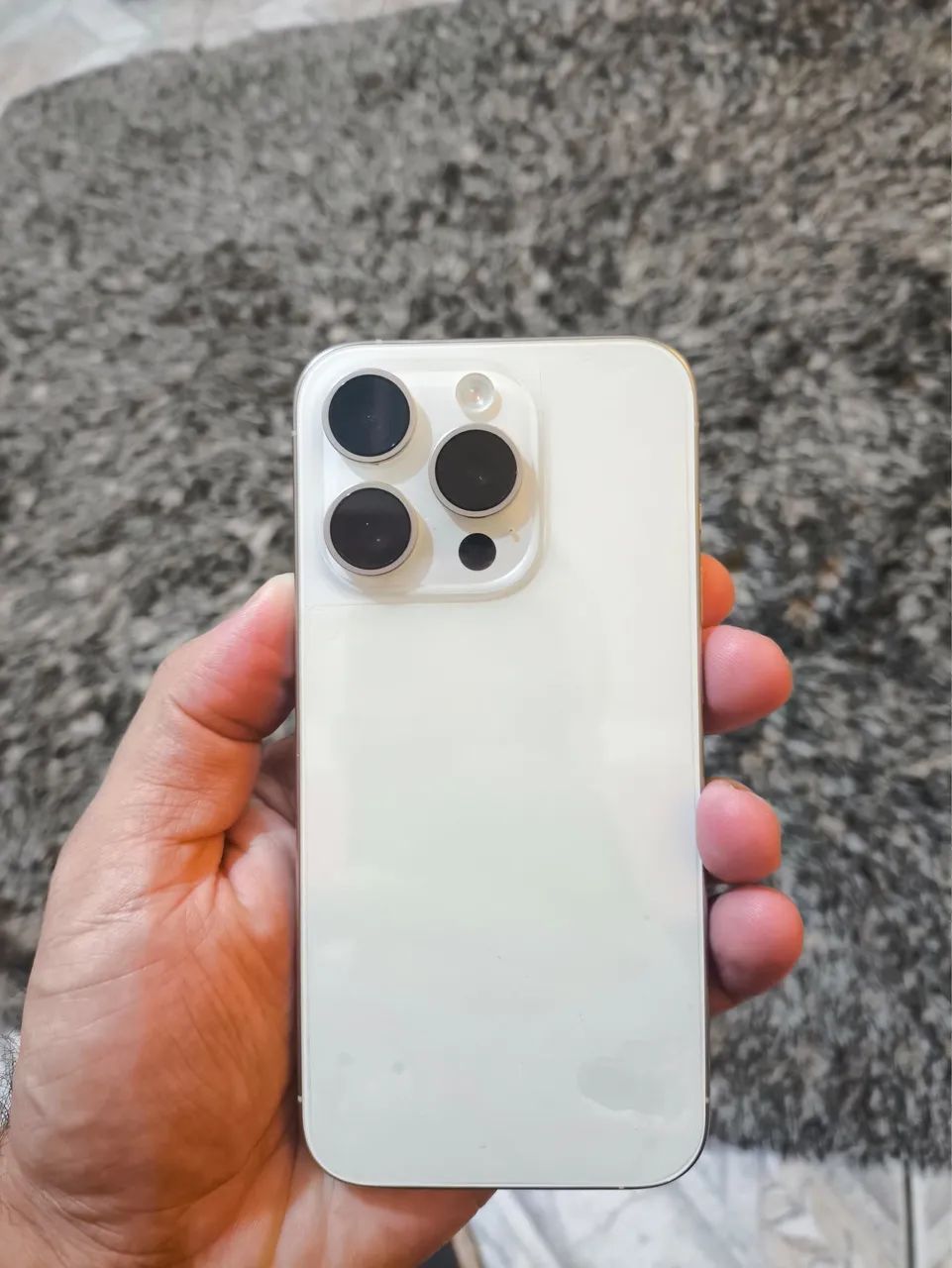iPhone 15 pro 128g