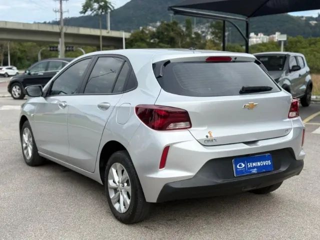 Chevrolet Onix Hatch LT 1.0 12V Flex Mec. 4P 2021 - Foto 6